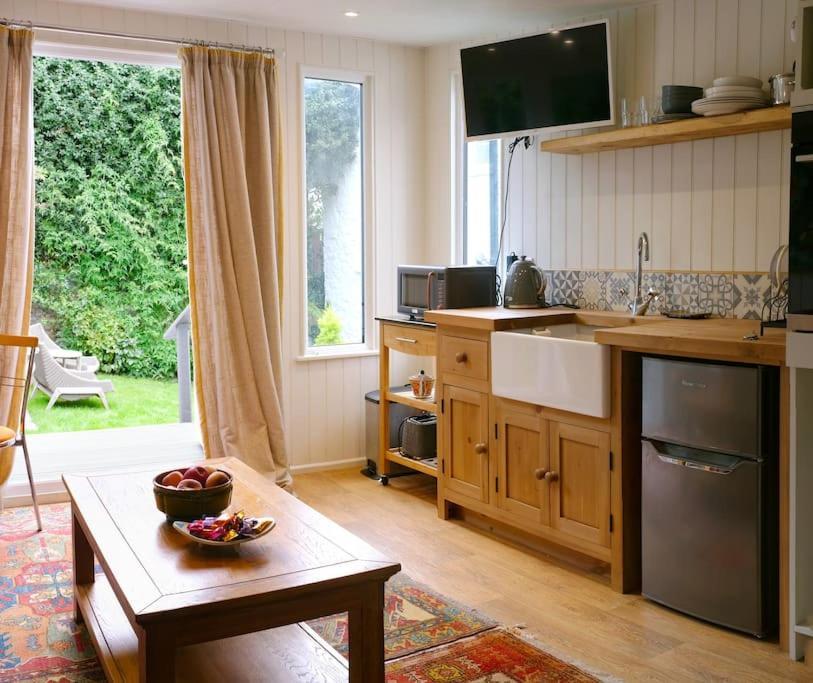 The Garden Room Knighton  Εξωτερικό φωτογραφία